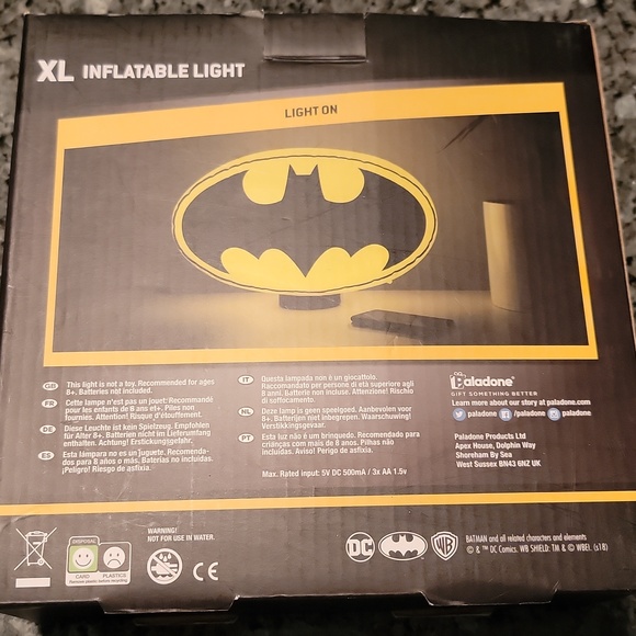 The Batman Inflatable Light - Picture 7 of 7